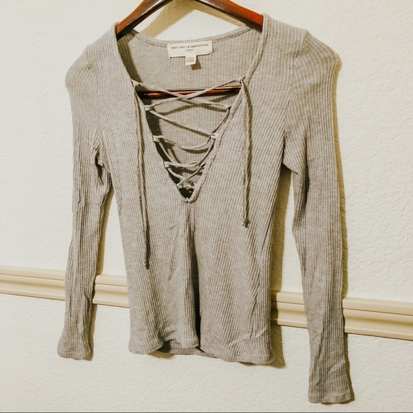 Urban Outfitters Grey Ribbed Lace Long Sleeve Top - Picture 2 of 4